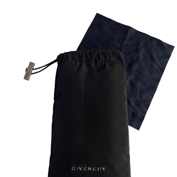 GIVENCHY PUFFER SUNGLASSES POUCH CASE with Drawstring Cord - Black w/ Metal Logo - Picture 2 of 5